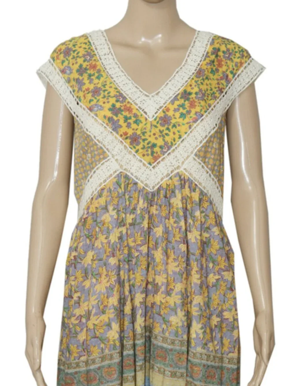 Anthropologie Akemi + Kin Falaise Floral Dress Floral Printed Lace Mini M